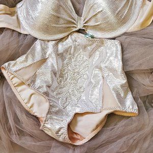 Buttress & Snatch Goddess Knickers Large